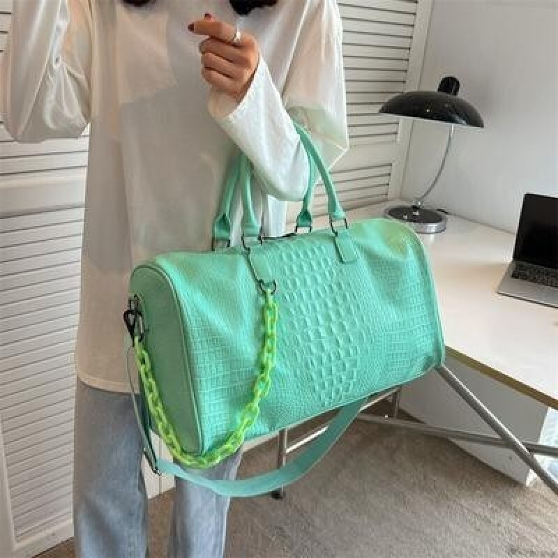 Большая емкость Pu Кожа Tote с толстой цепью Сумка на плечо Женщины Дорожные сумки Женские роскошные