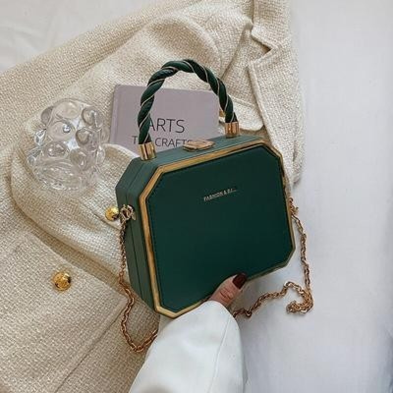 Жесткая коробка Форма PU Кожа Crossbody Сумка с короткой веревочной ручкой для женщин 2022 Плечевые